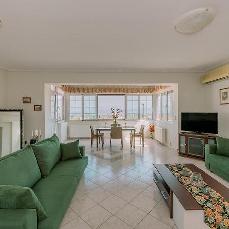 Akanthos Rental House Corinth Екстер'єр фото